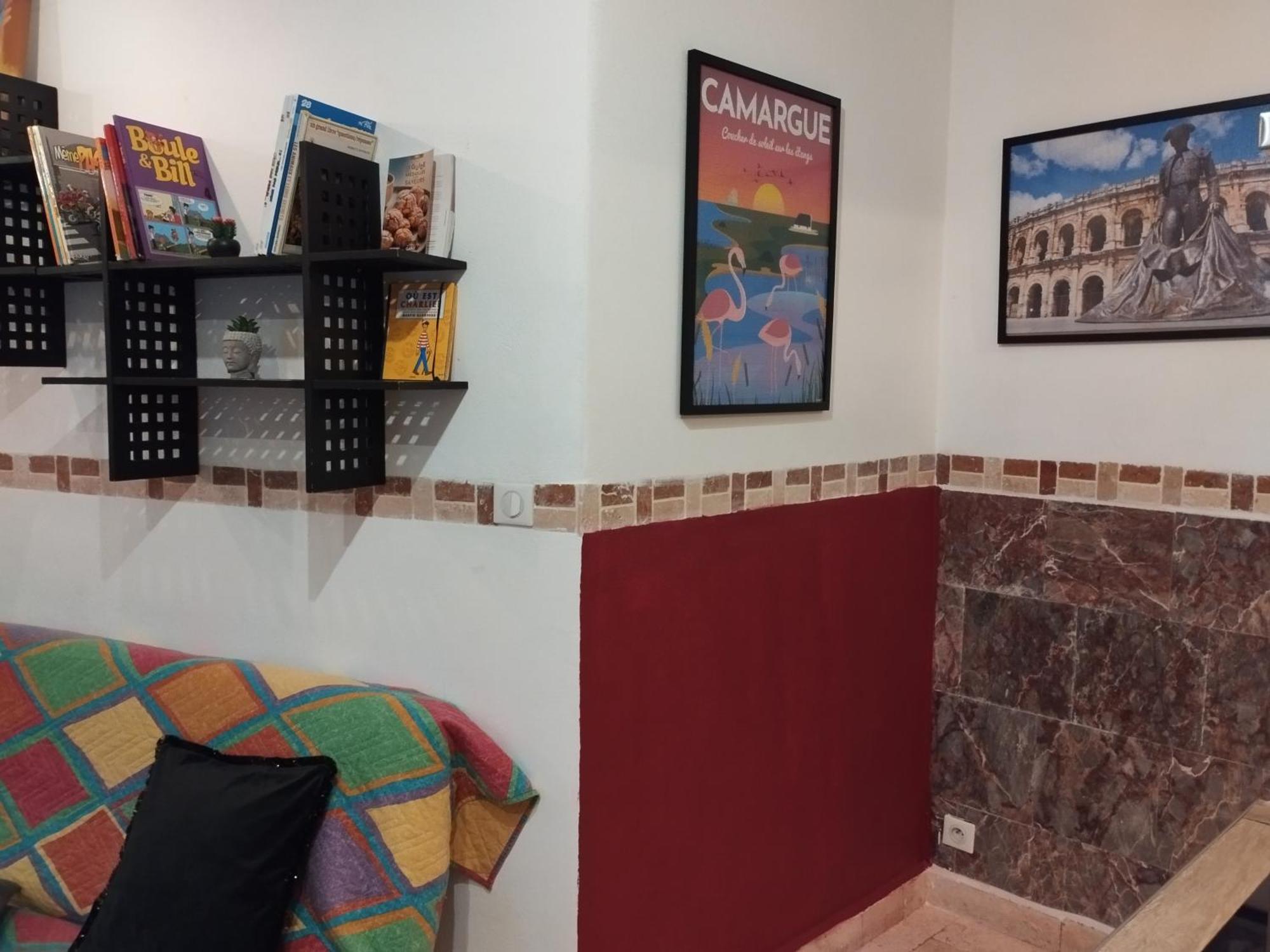 Tres Bel Appartement Cosy Et Chaleureux A Nimes Exterior foto